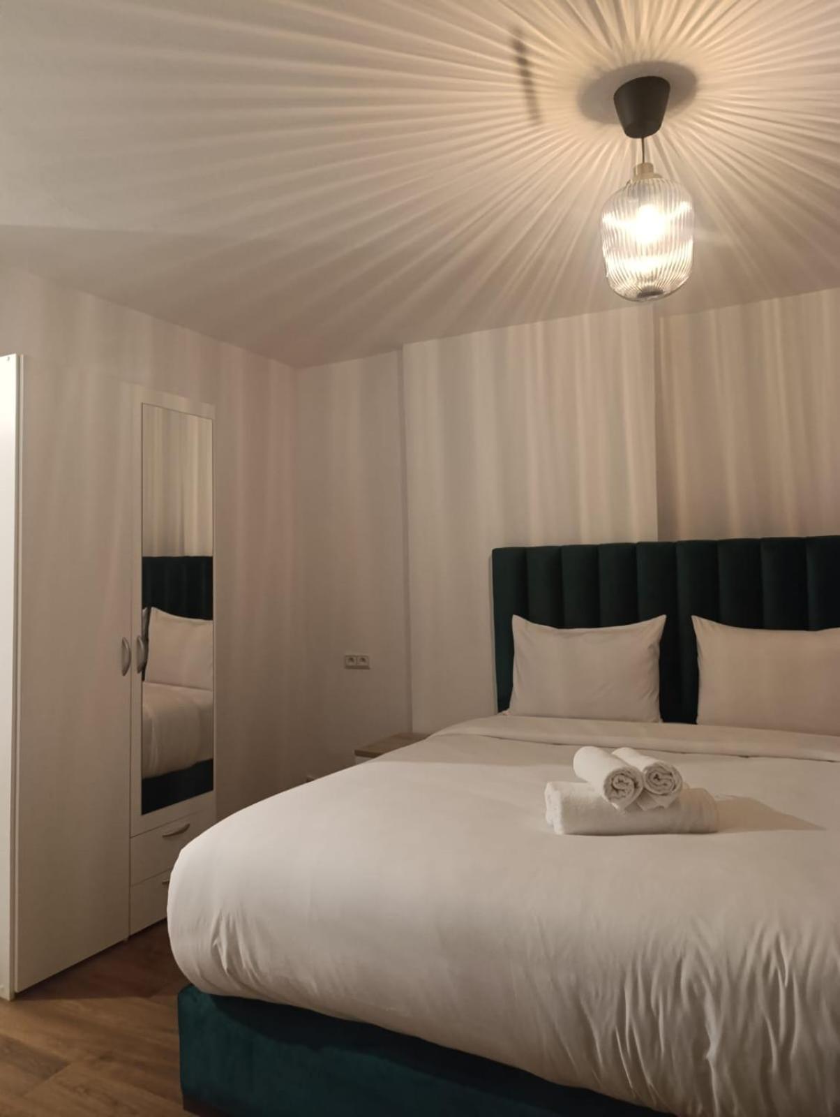 Hotel La Casa Blanca Tetouan Bagian luar foto