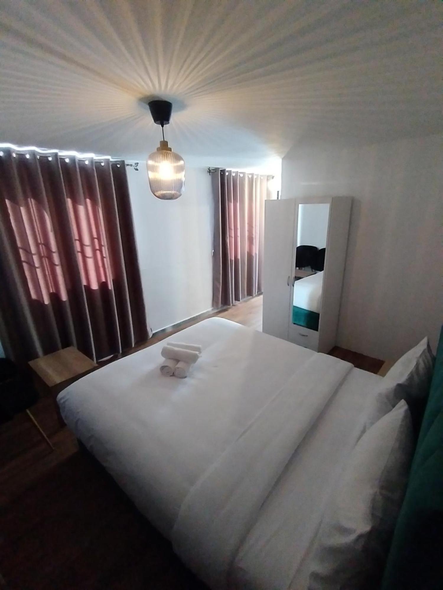 Hotel La Casa Blanca Tetouan Bagian luar foto