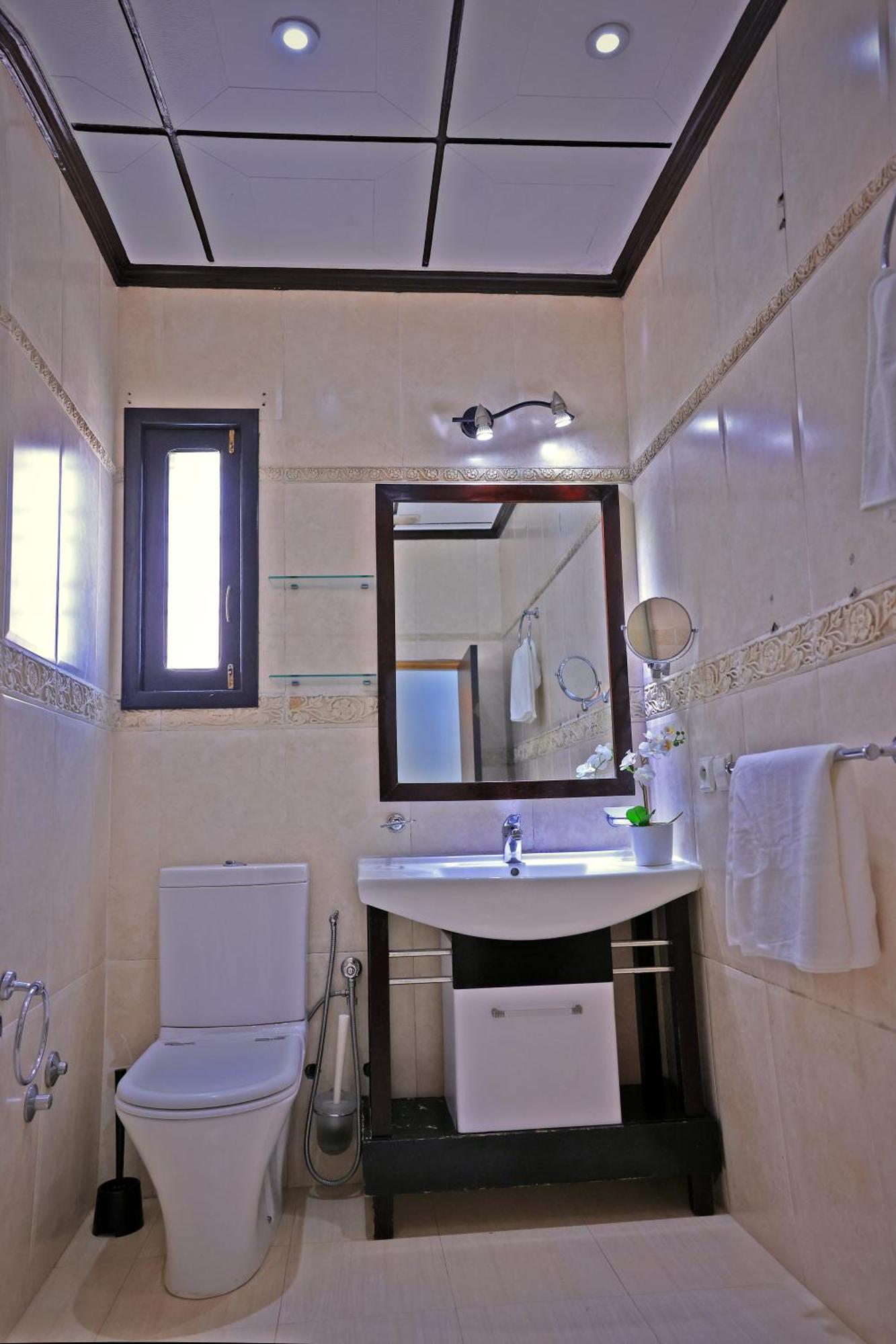 Hotel La Casa Blanca Tetouan Bagian luar foto